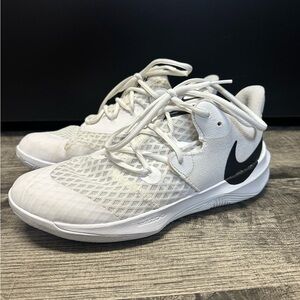 Nike zoom hyperspeed court shoe